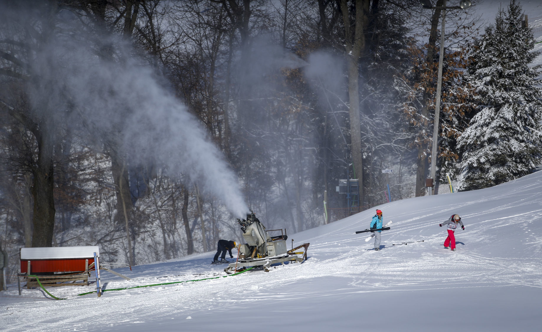 020917-SNOW-PRODUCTION-010